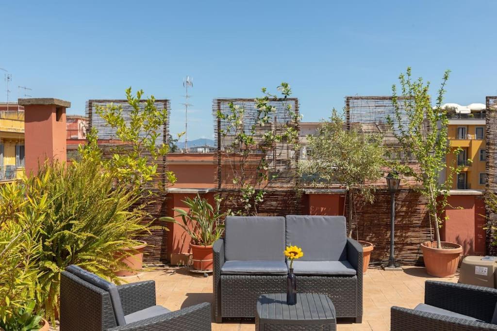 Penthouse With Jacuzzi On Private Terrace In Trastevere روما المظهر الخارجي الصورة