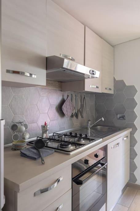 Penthouse With Jacuzzi On Private Terrace In Trastevere روما المظهر الخارجي الصورة